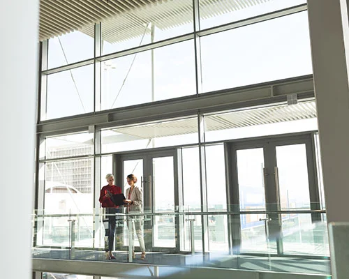 Vorteile von automatischen Turen in offentlichen Gebauden